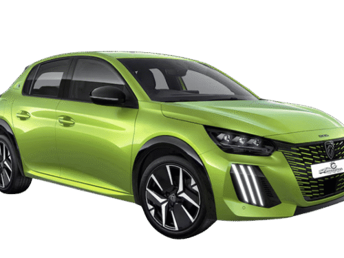 Location Peugeot 208 Maroc – voiture devant la plage à Agadir